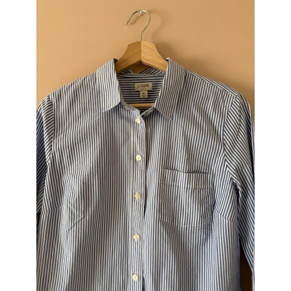 J . Crew Cotton Poplin Button Up Signature Fit Shirt Preppy Nautical Modest M - Picture 4 of 10